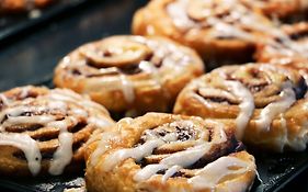 Holiday Inn Express Hotel & Suites Coralville By Ihg